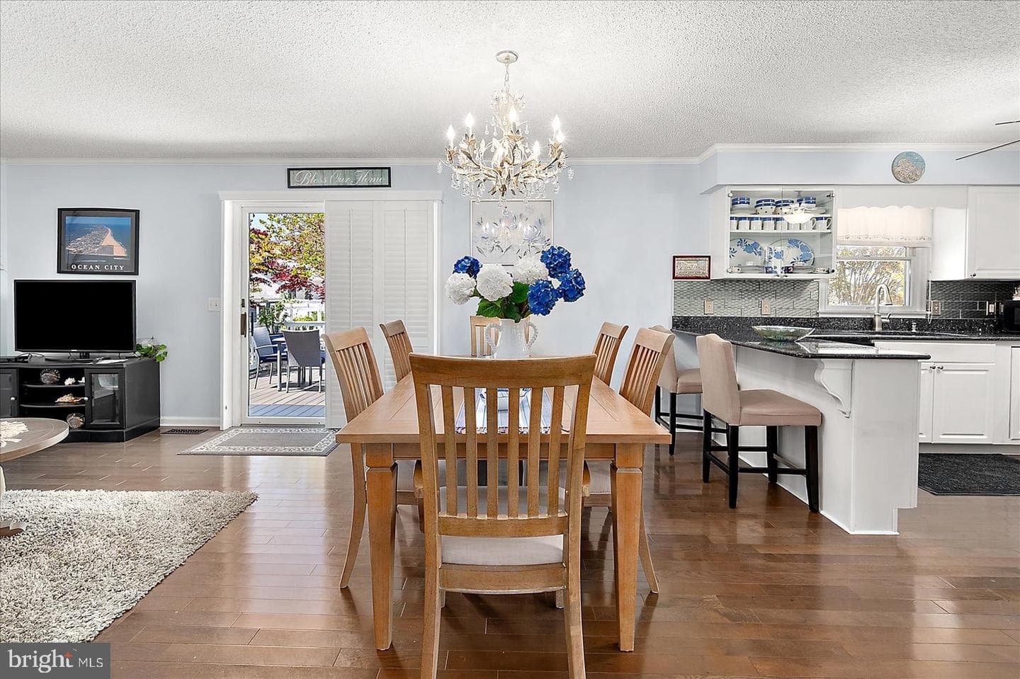 14107 Laurel Ave photo 9