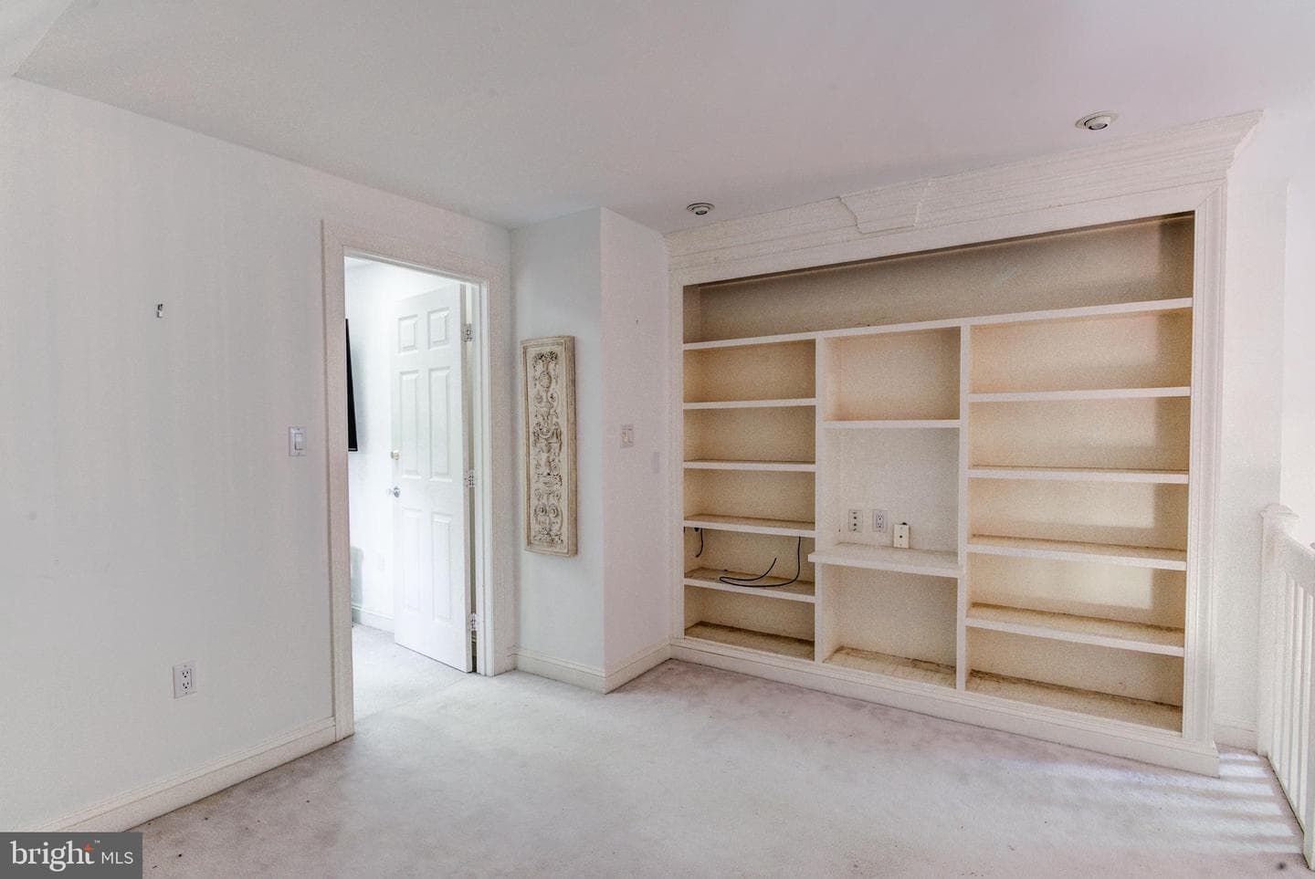 127 Nottingham Lane photo 30
