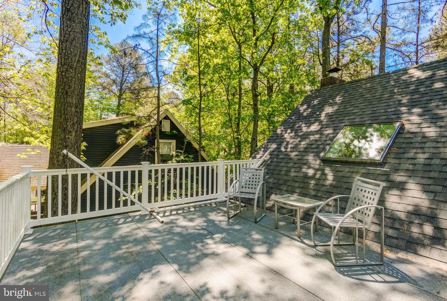 127 Nottingham Lane photo 62