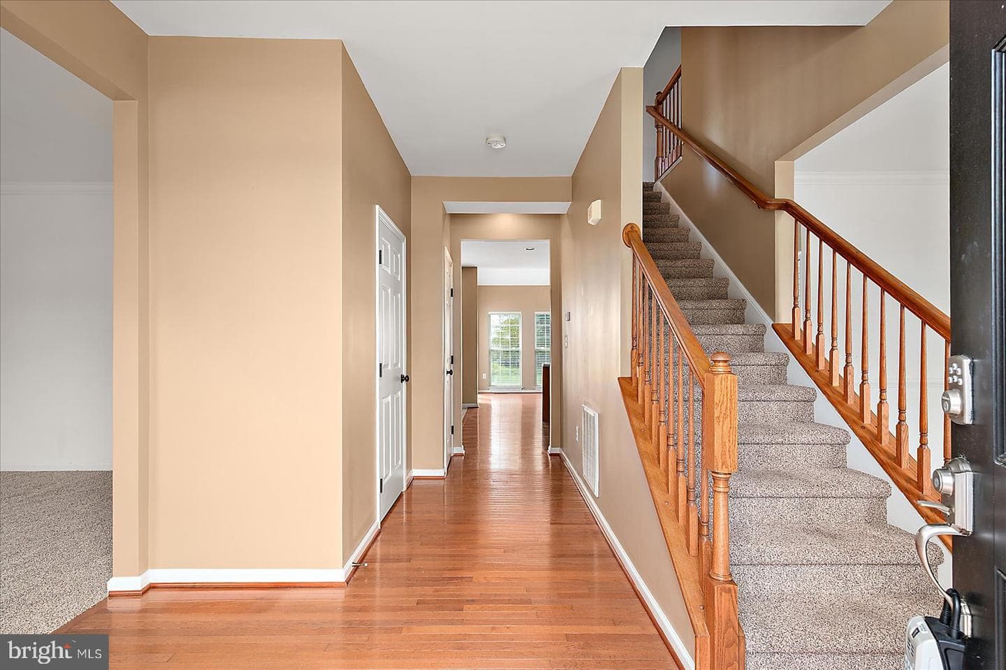 273 Powell Circle photo 5