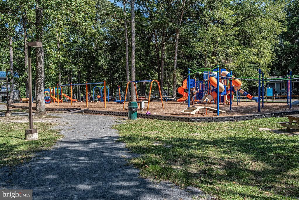 6 Southwind Court photo 52