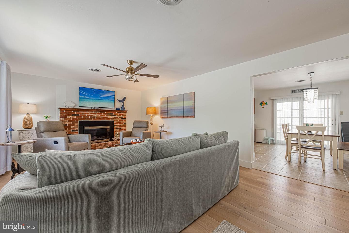 14106 Derrickson Avenue photo 5