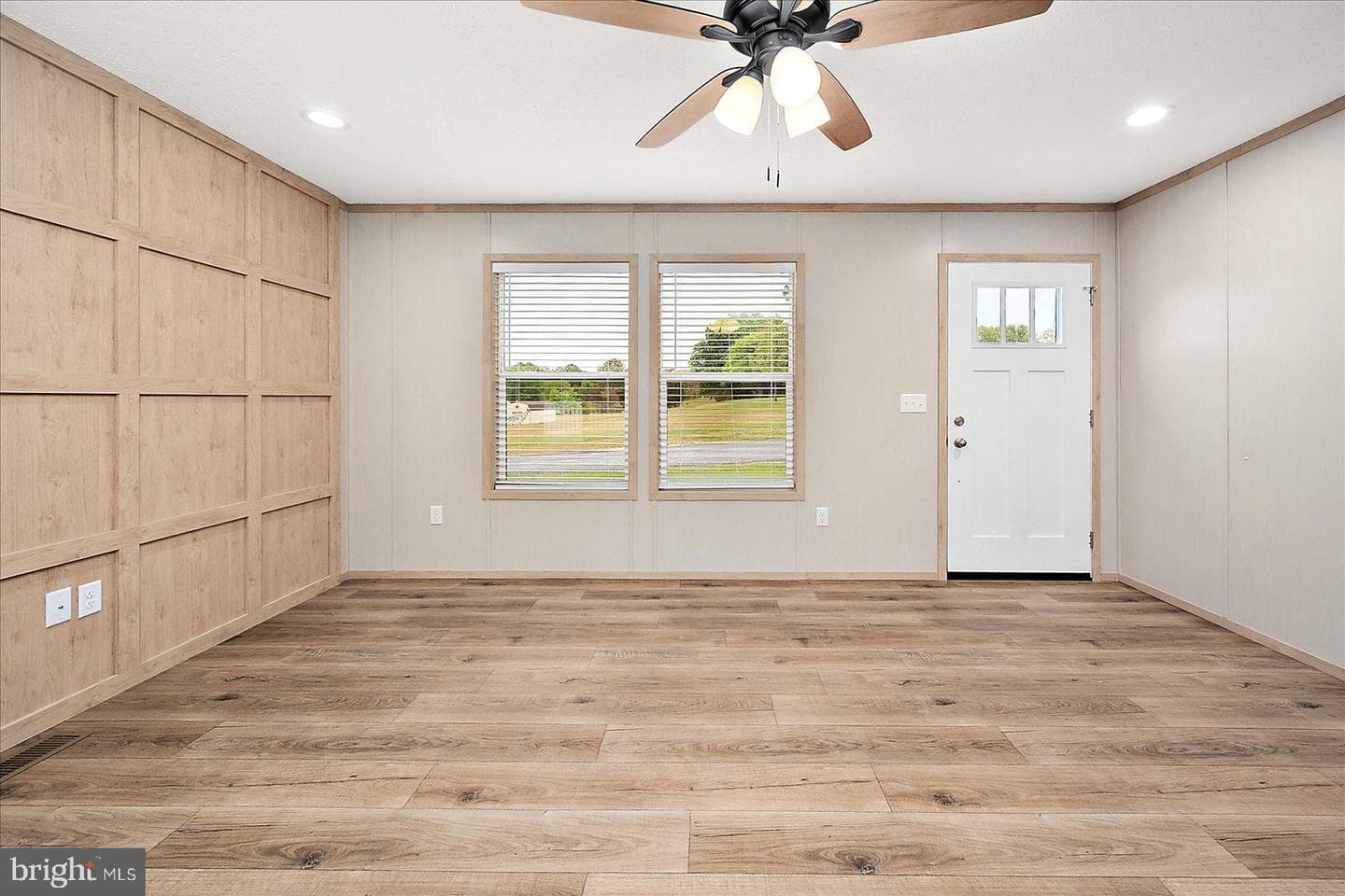 10323 Henry Rd #24b photo 8