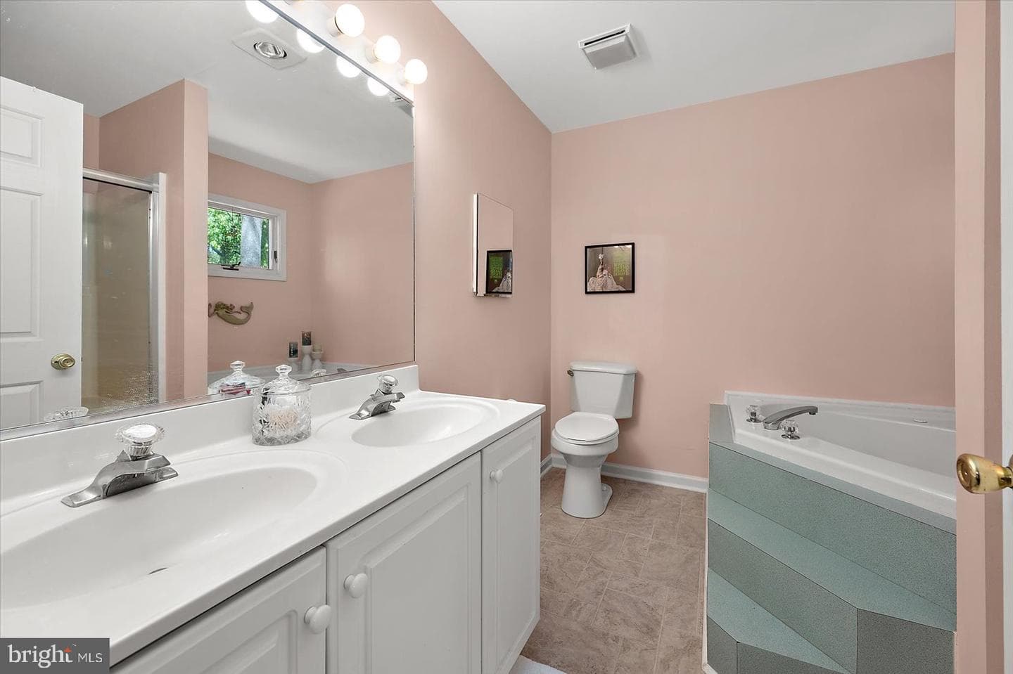 118 Robin Hood Trl photo 46