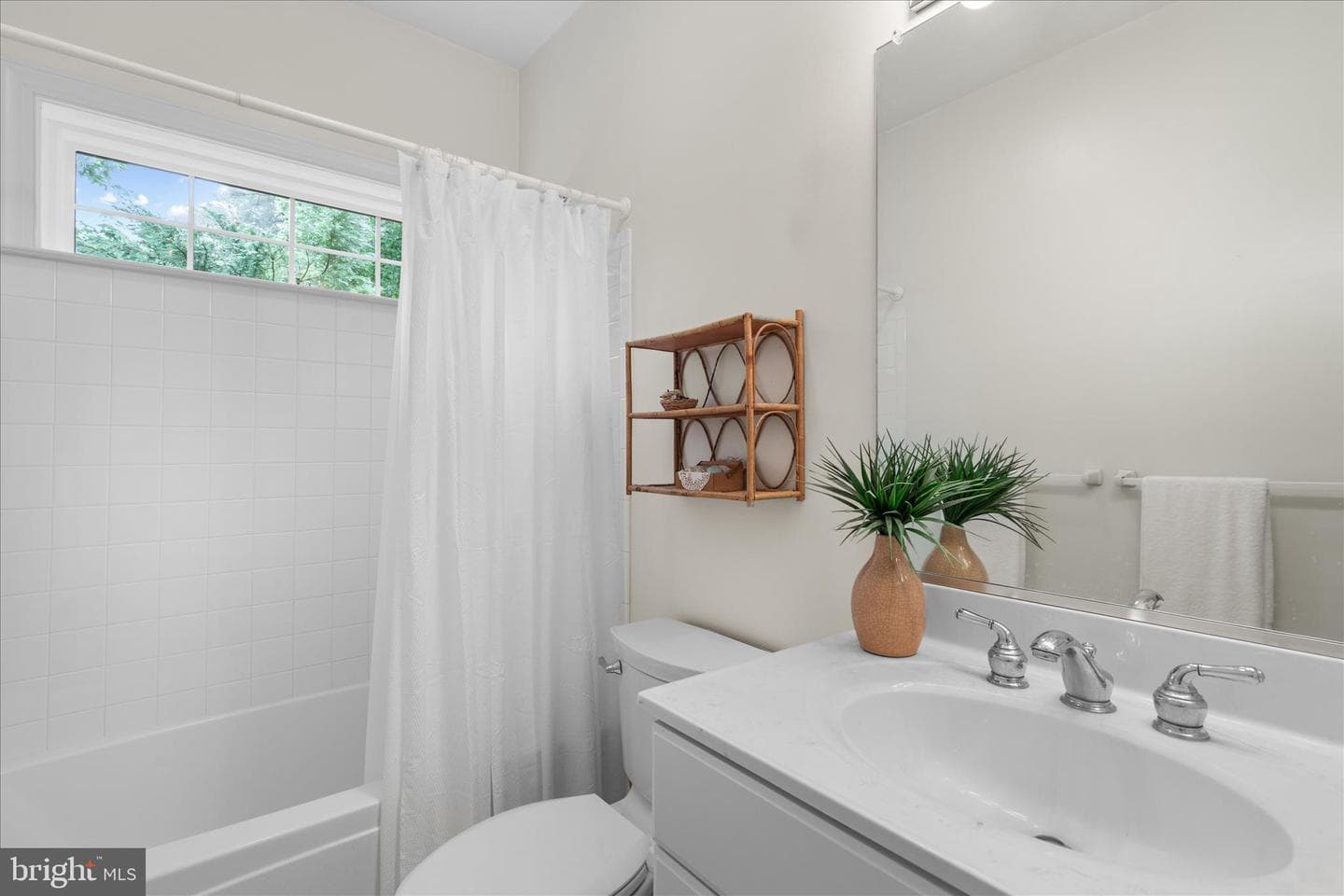 11 Burr Hill Drive photo 37