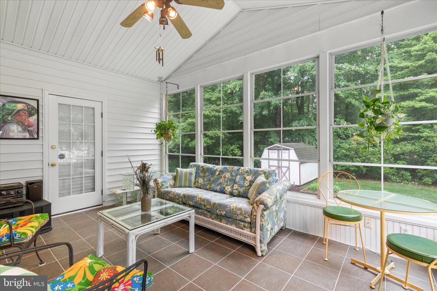 11 Burr Hill Drive photo 4