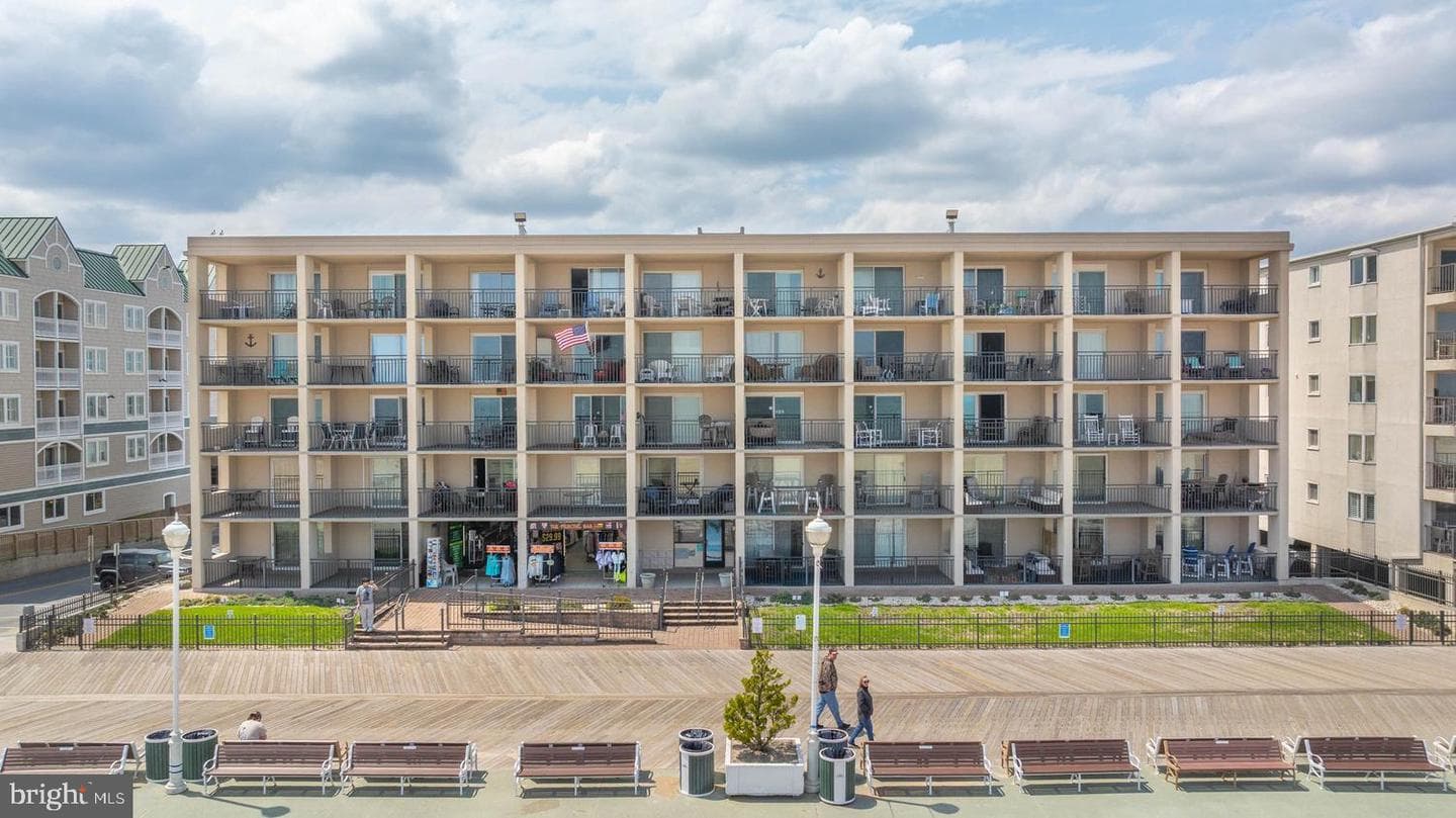 301 Atlantic Avenue #210 photo 16