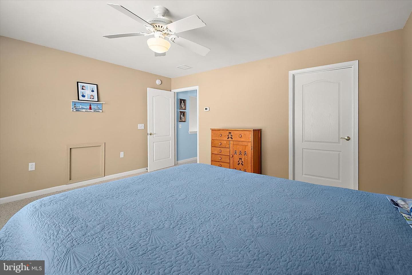 95 Chatham Court photo 53