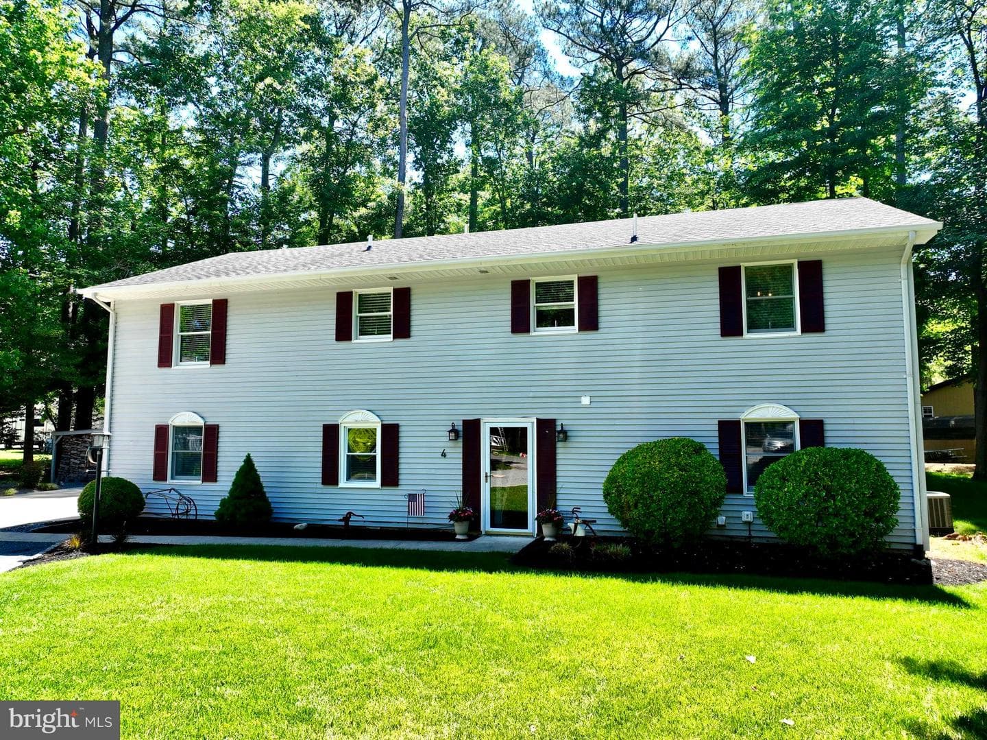 4 Burr Hill Drive