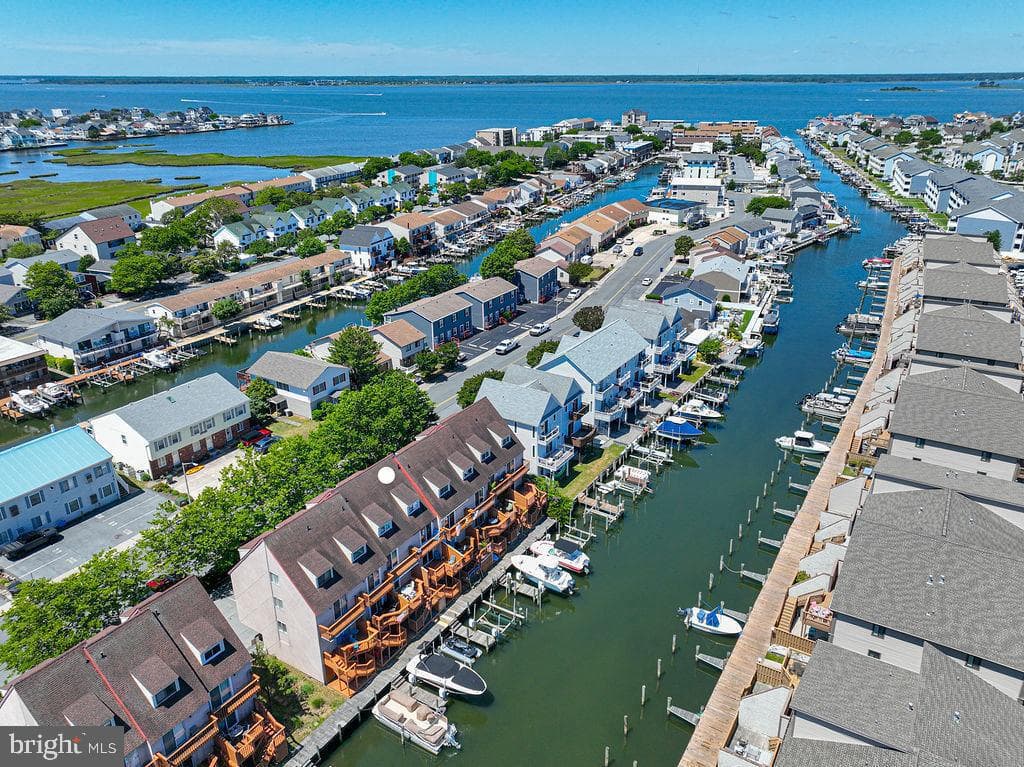 124 Newport Bay Drive #7 photo 56