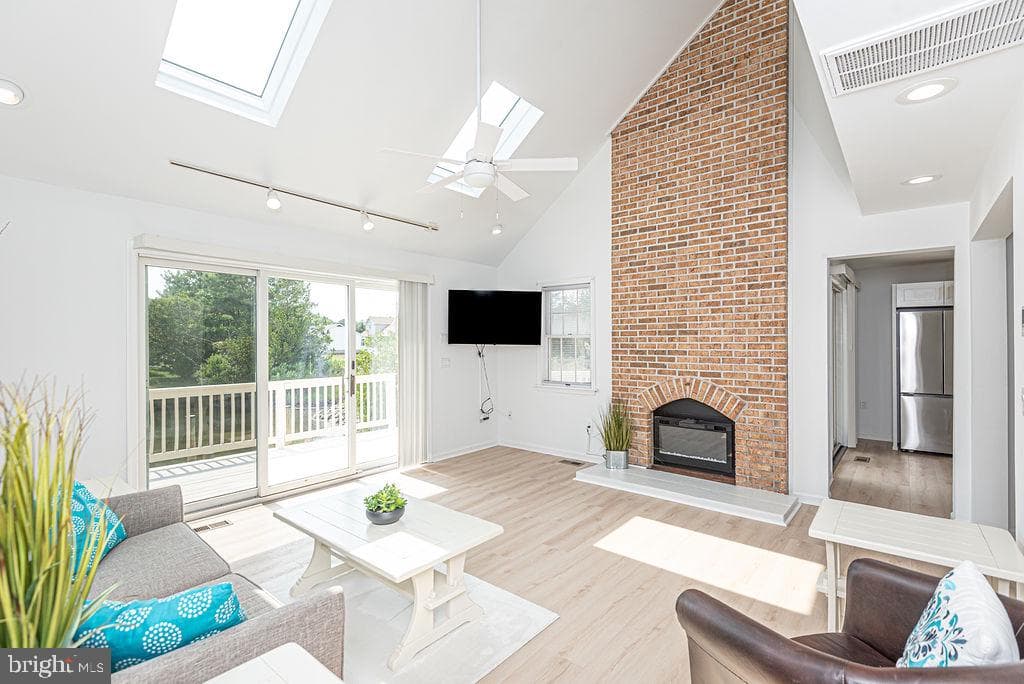 10429 Brighton Road photo 5