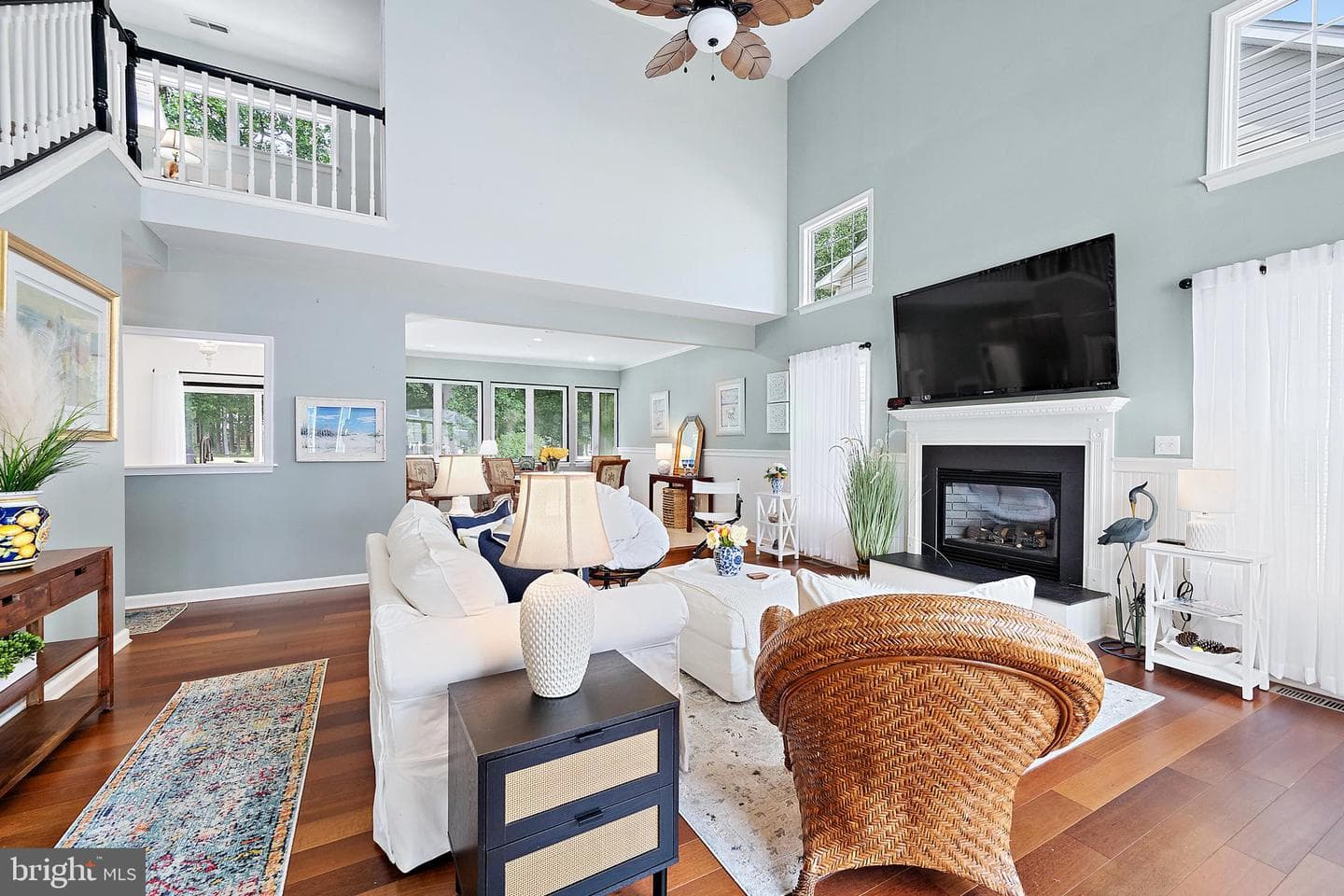 58 Hingham Lane photo 4