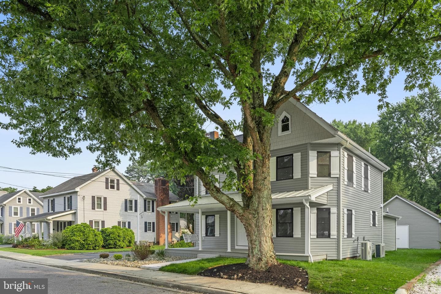 12 Burley Street photo 6