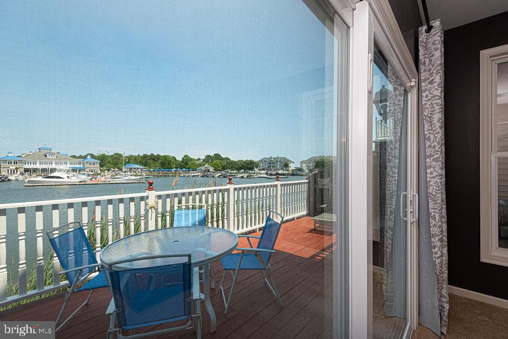 843 Yacht Club Drive photo 29