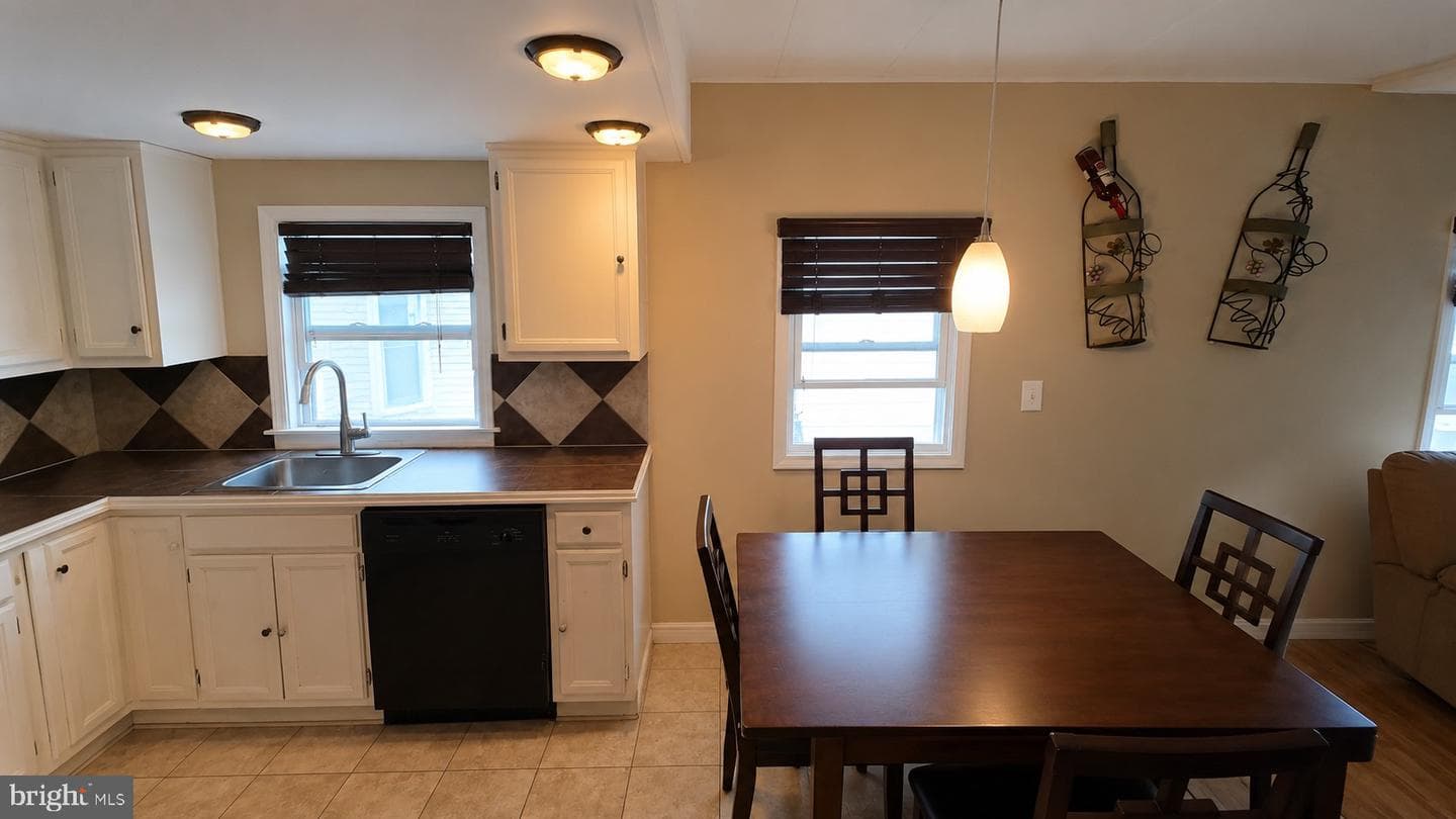 13110 Atlantic Boulevard photo 9