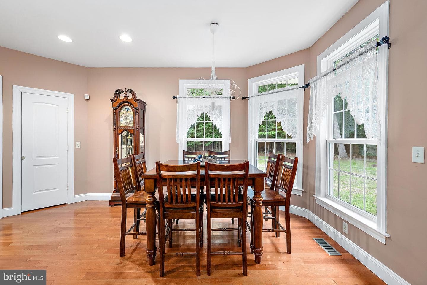 12089 Saint Martins Neck Road photo 18