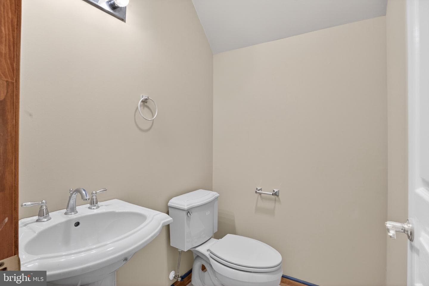0 Ironshire Station Road photo 58