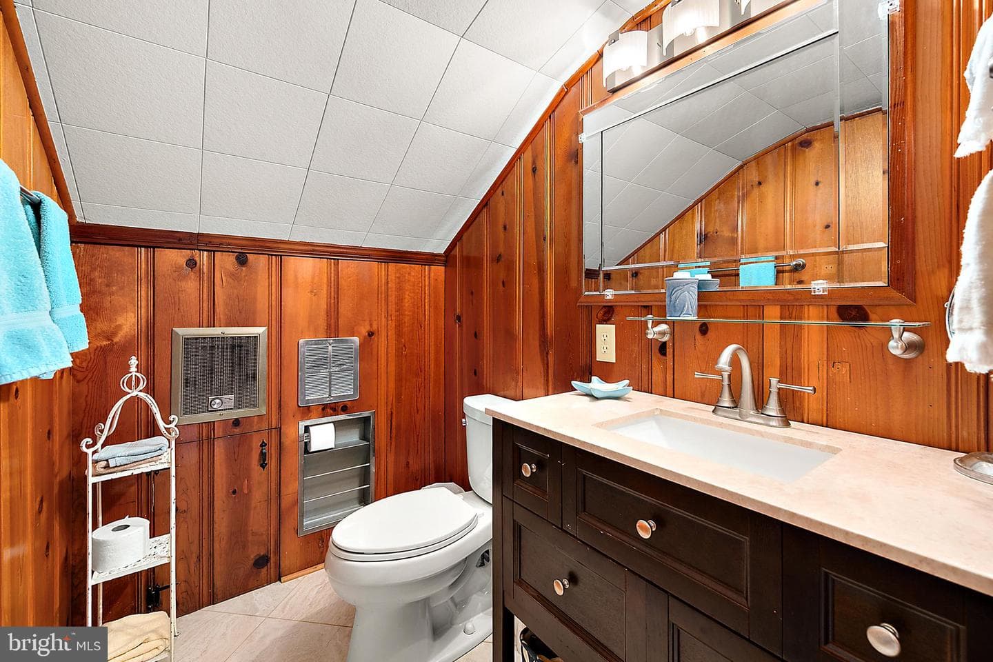 104 Bering Road photo 29