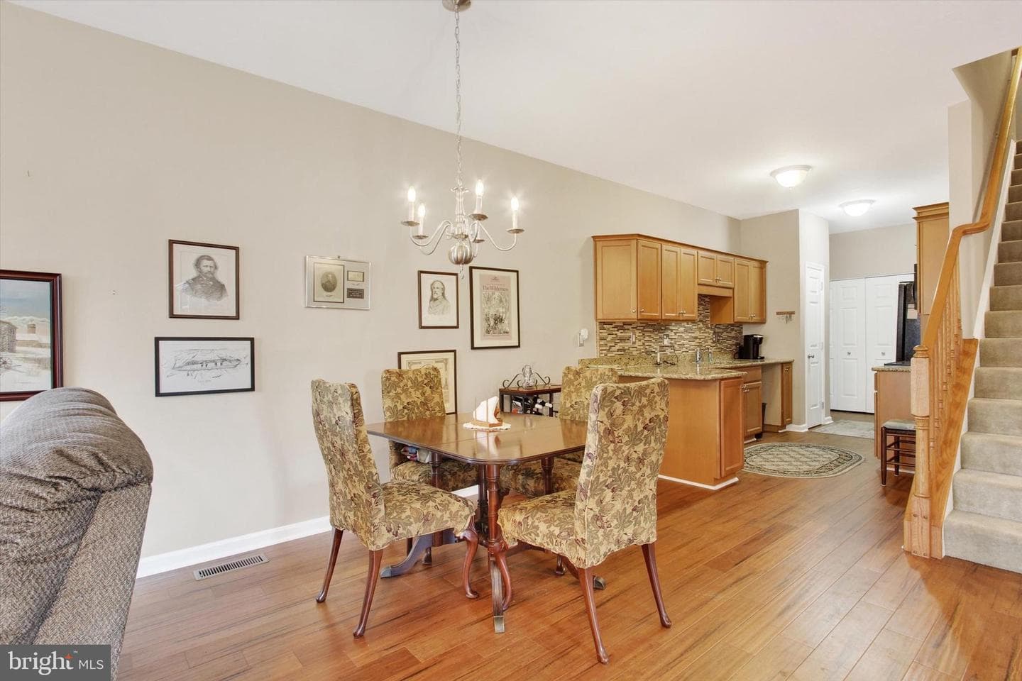 31 Ivy Lane photo 11