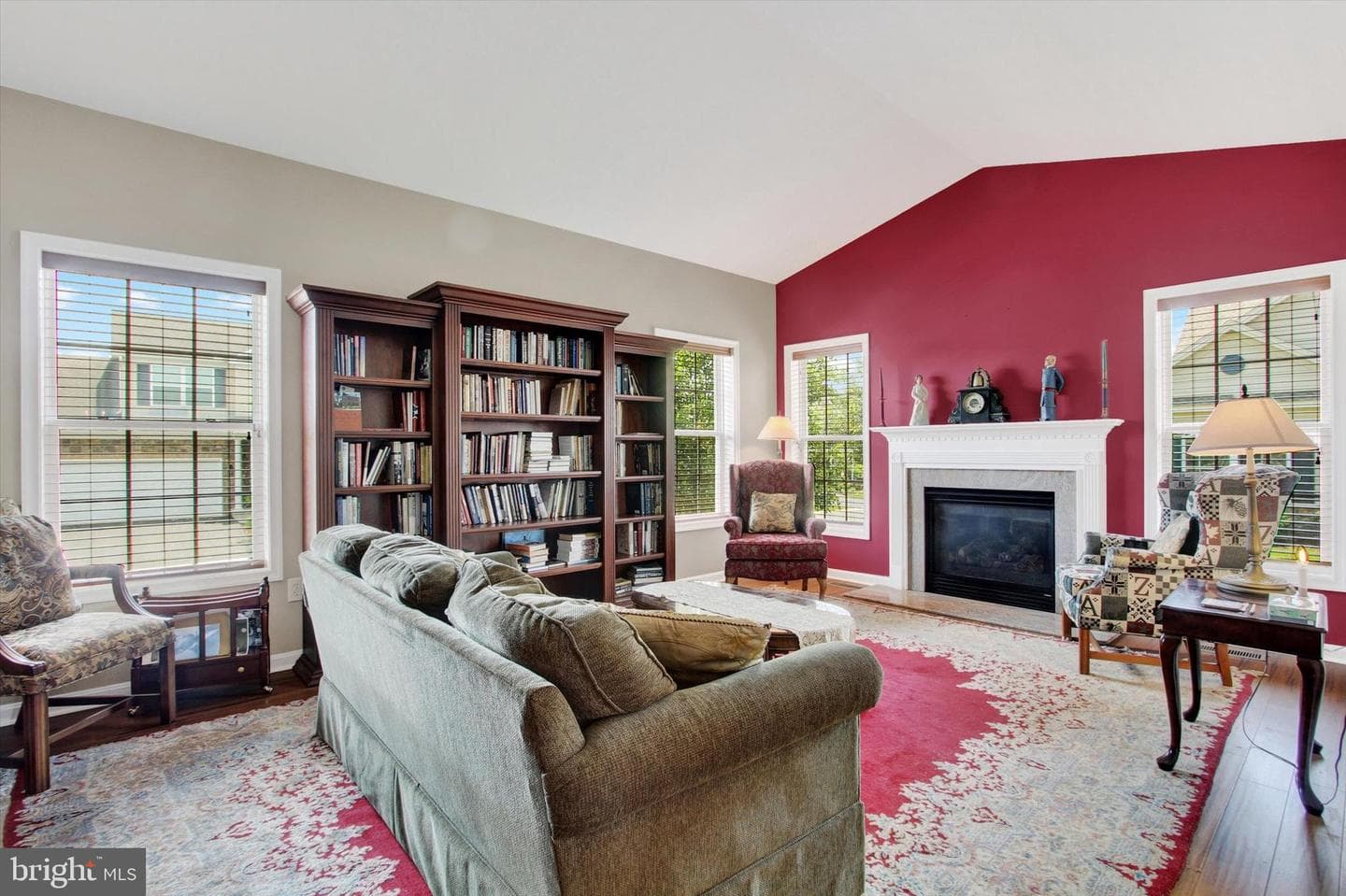 31 Ivy Lane photo 5