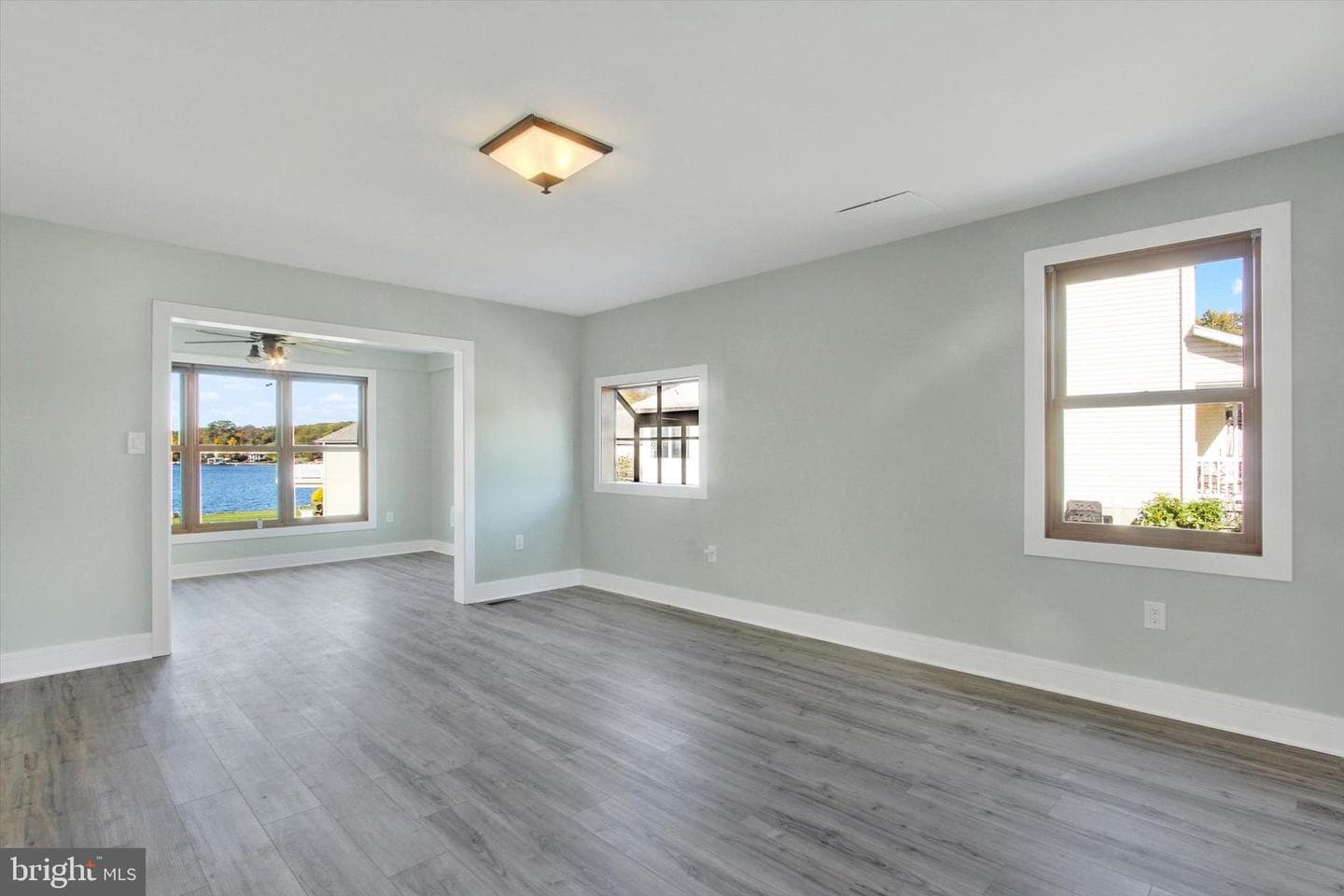 400 Lake Meade Drive photo 26