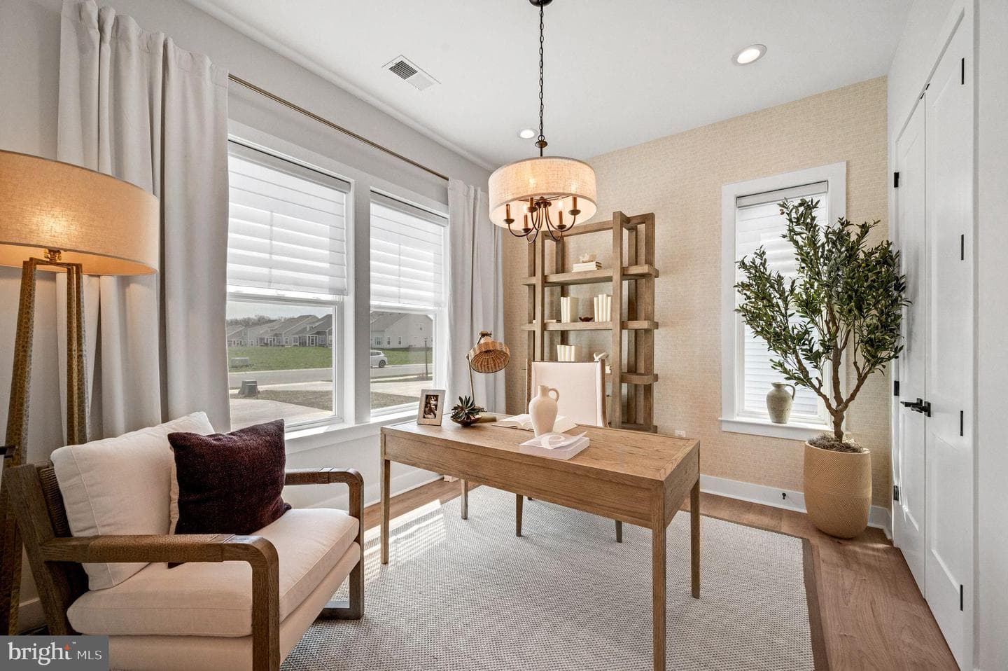 Tbb New Vista Way photo 8