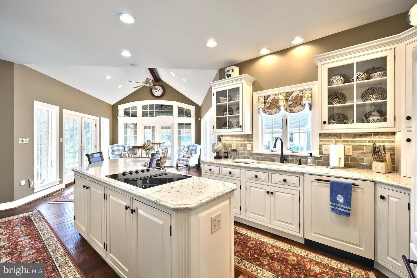 245 Orchard Drive photo 19