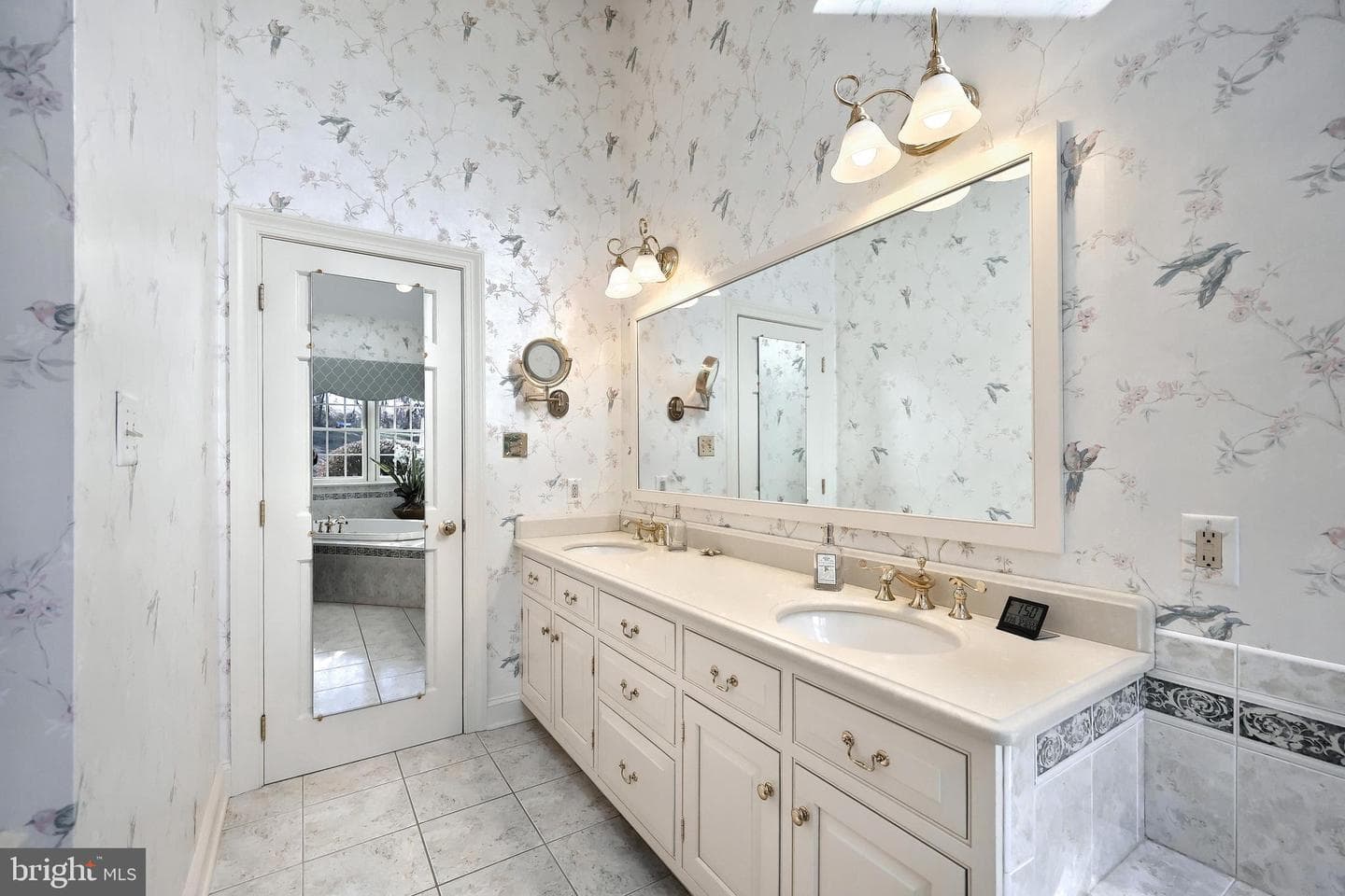 245 Orchard Drive photo 34