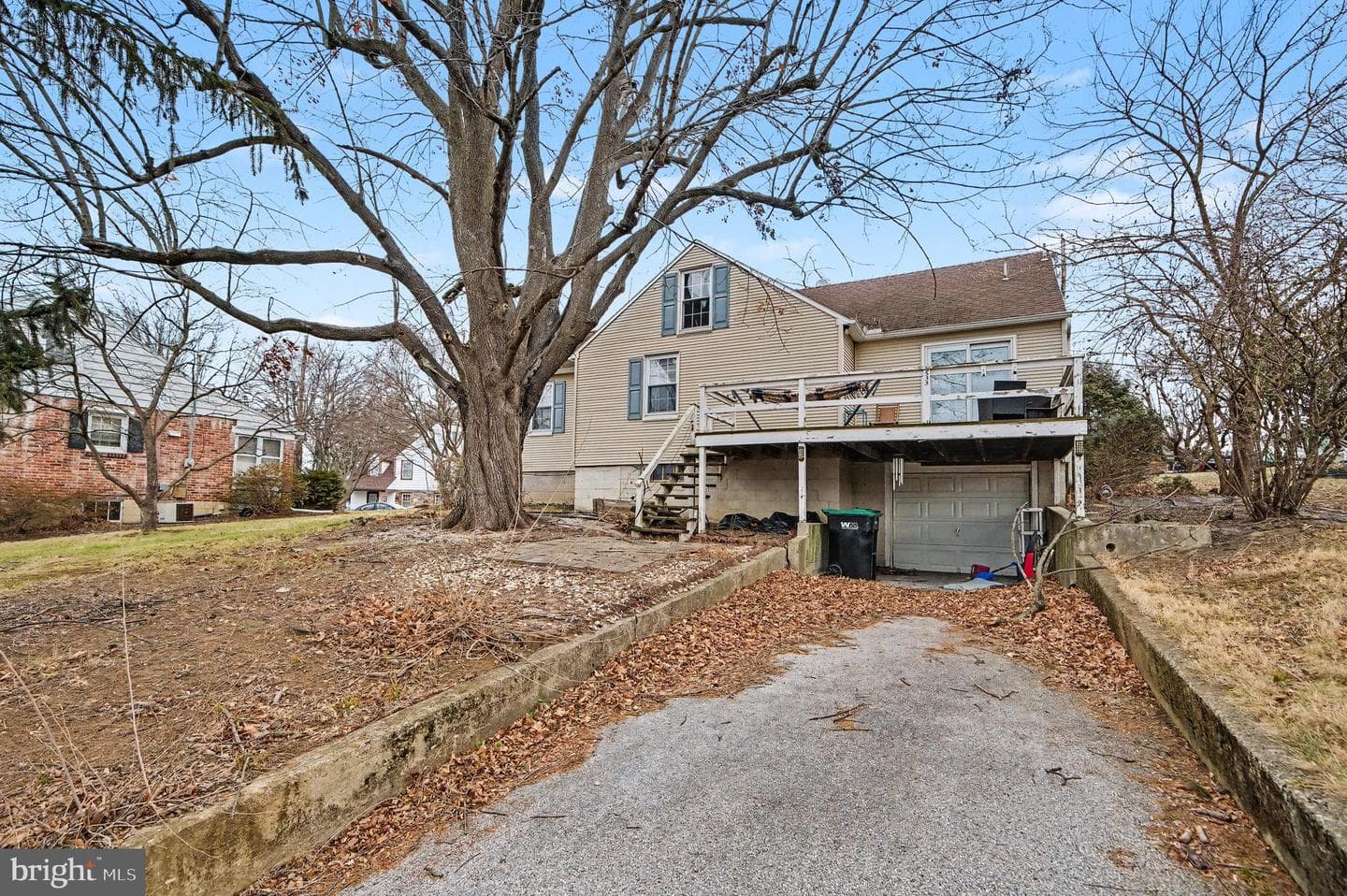 533 Hillcrest Place photo 31