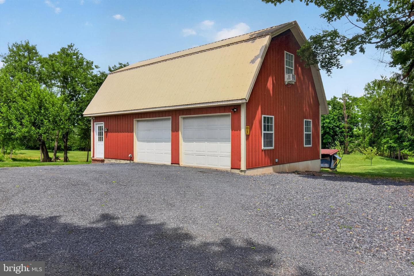 545 Hilltown Road photo 22