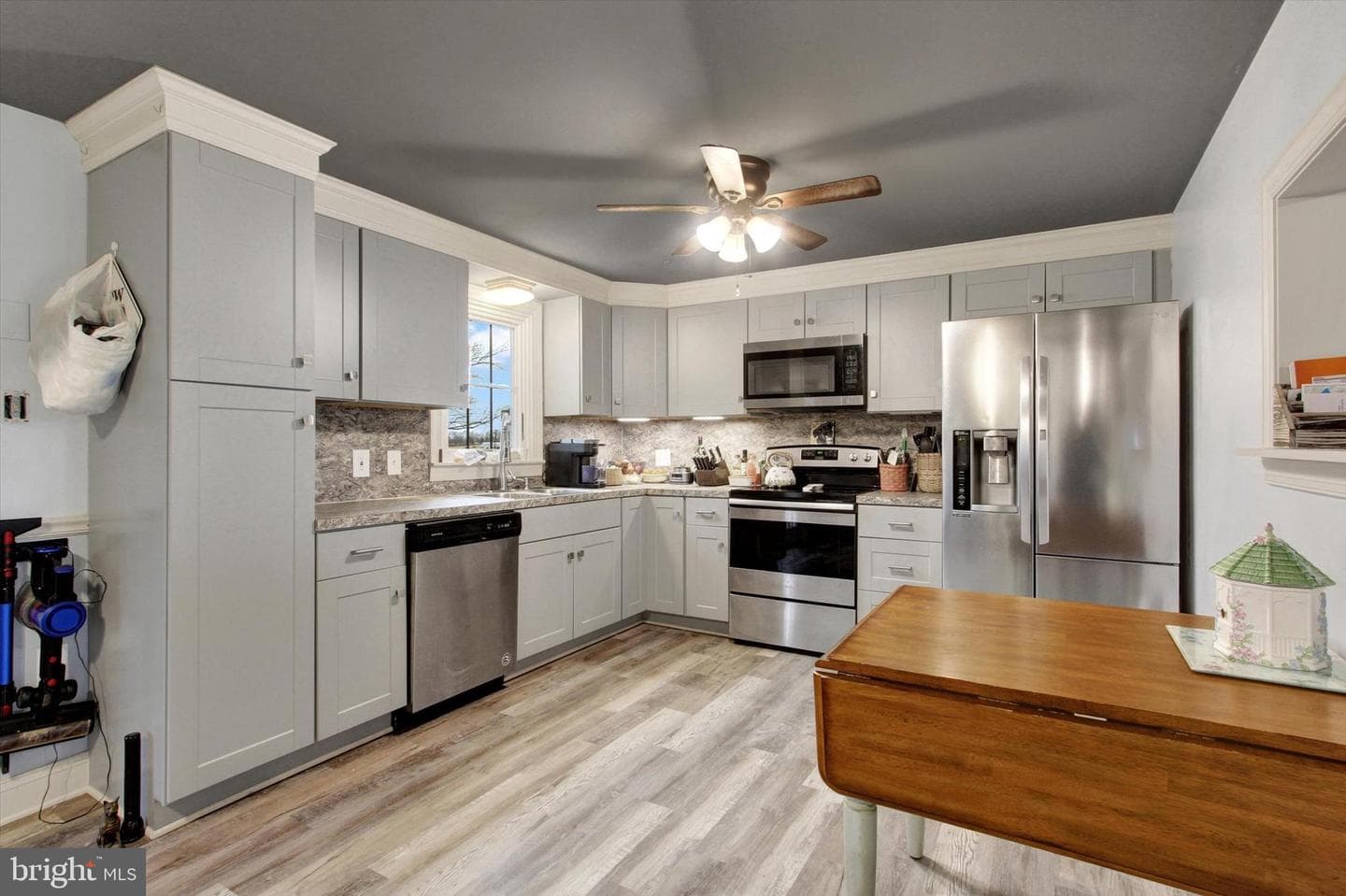 16 Sedgwick Drive photo 9