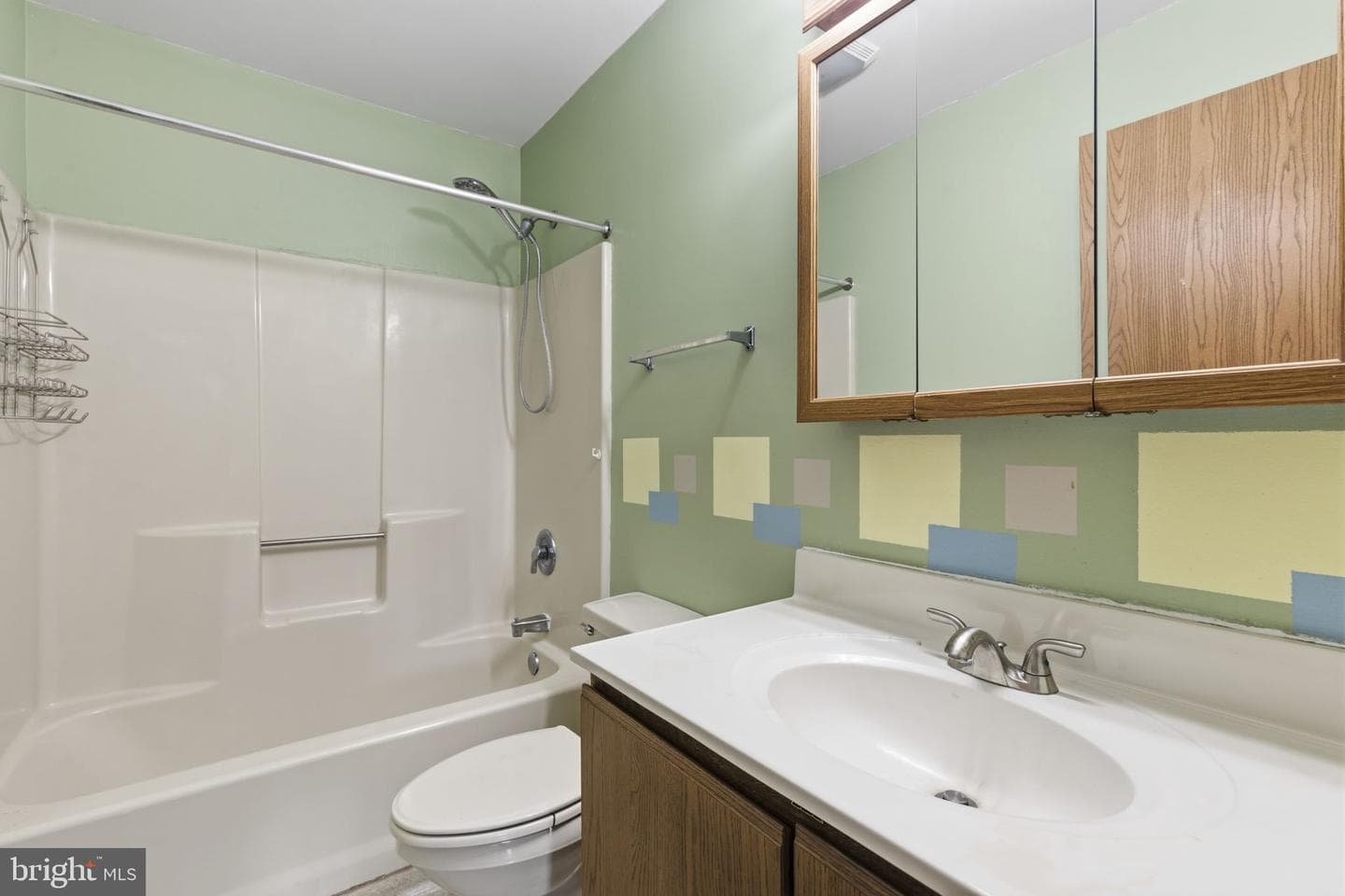 18 E Lakeview Drive photo 15