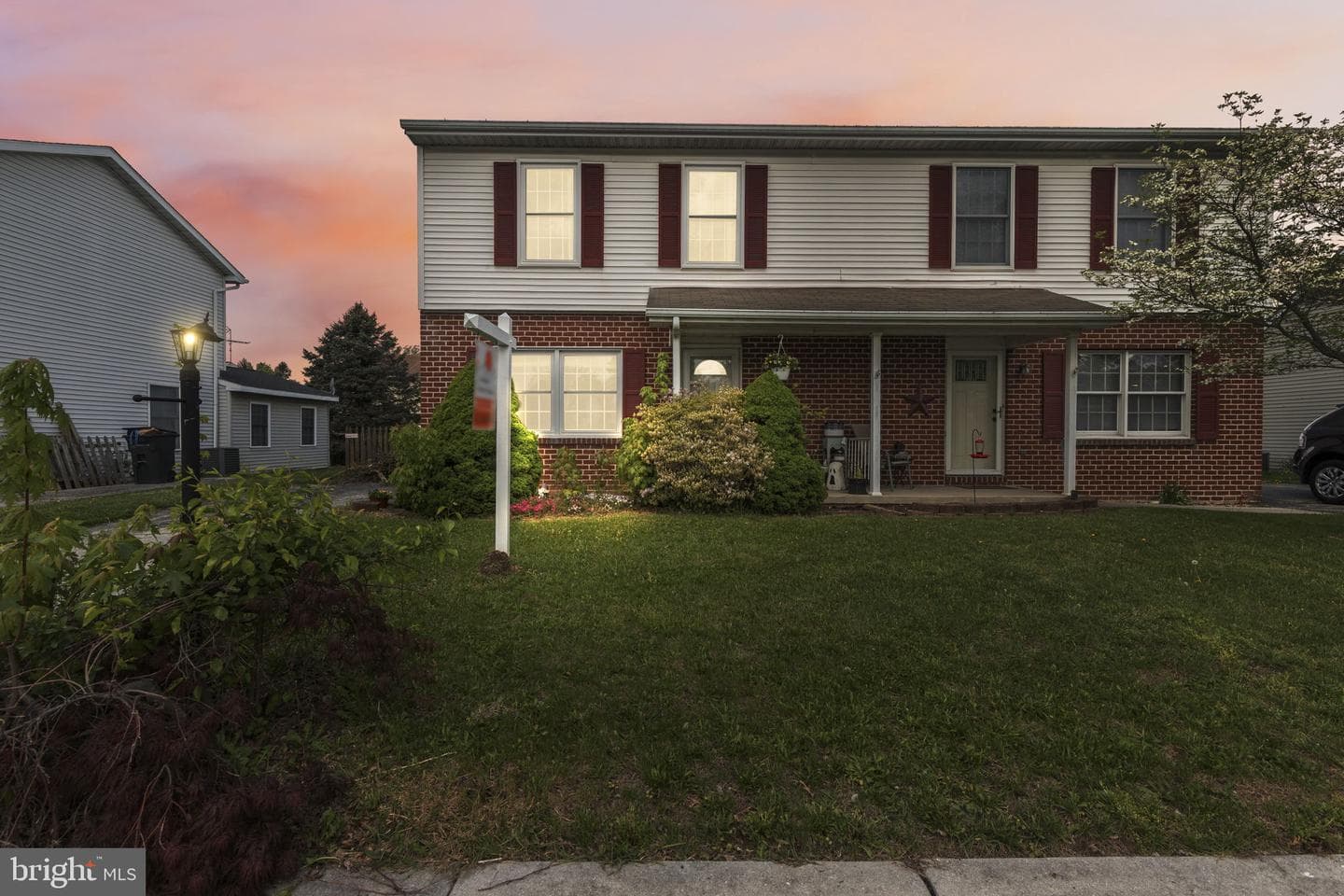 18 E Lakeview Drive photo 2