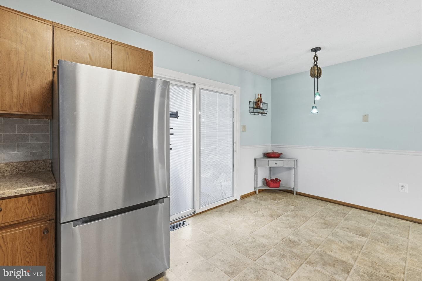 18 E Lakeview Drive photo 8