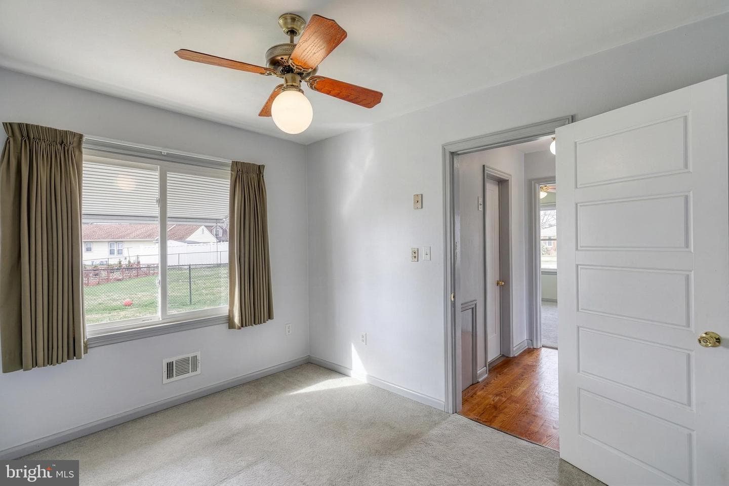 30 Lincoln Drive photo 41