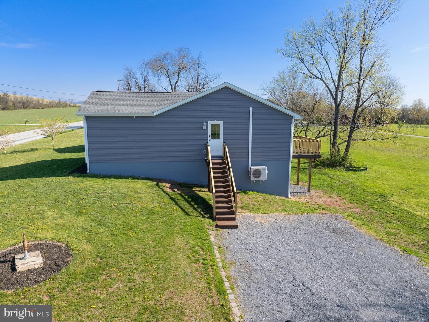 599 Hilltown Road photo 3