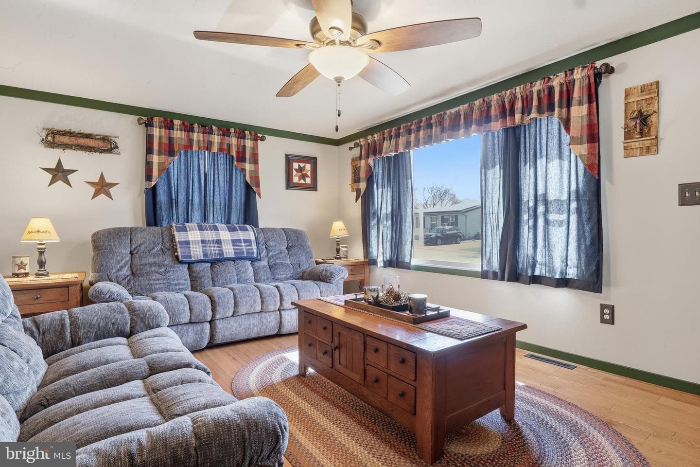 9 Pine Lane photo 12