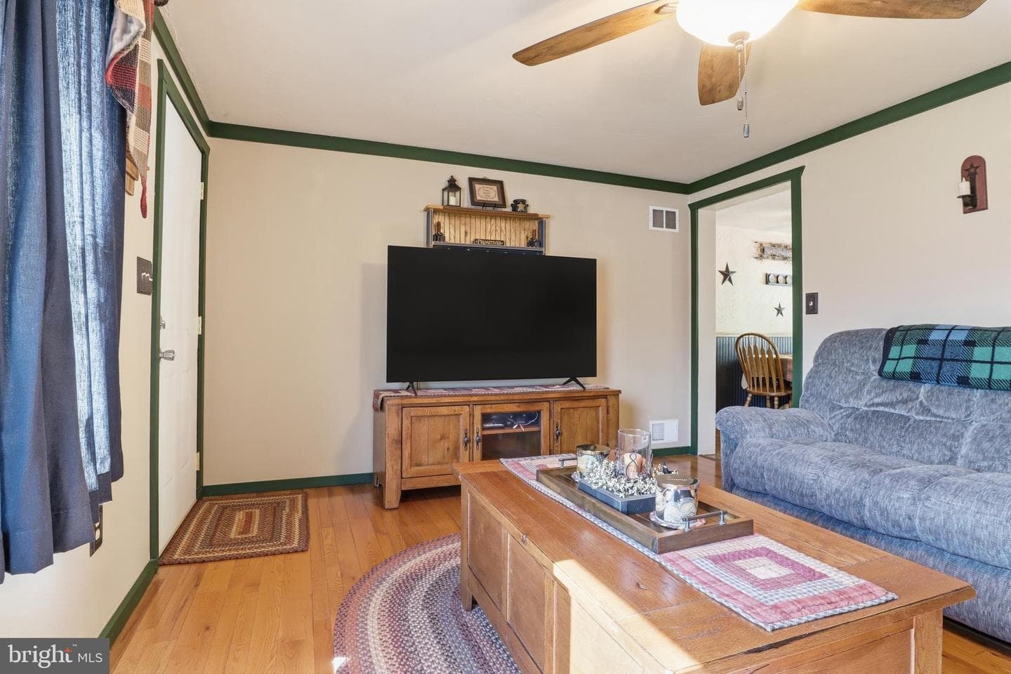9 Pine Lane photo 14