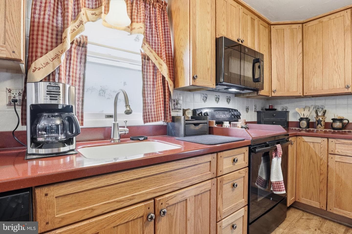 9 Pine Lane photo 18