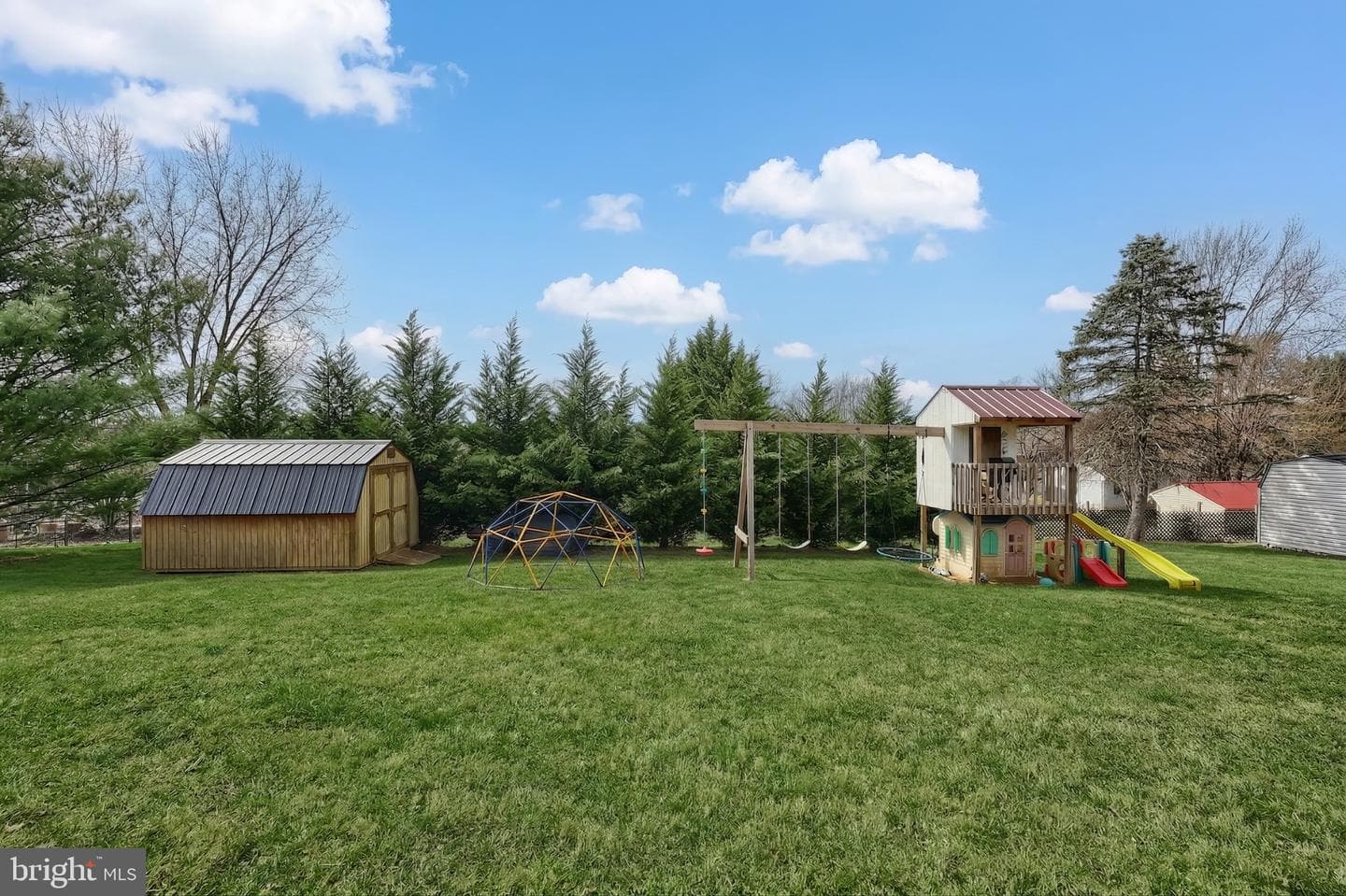 15 Schofield Drive photo 40