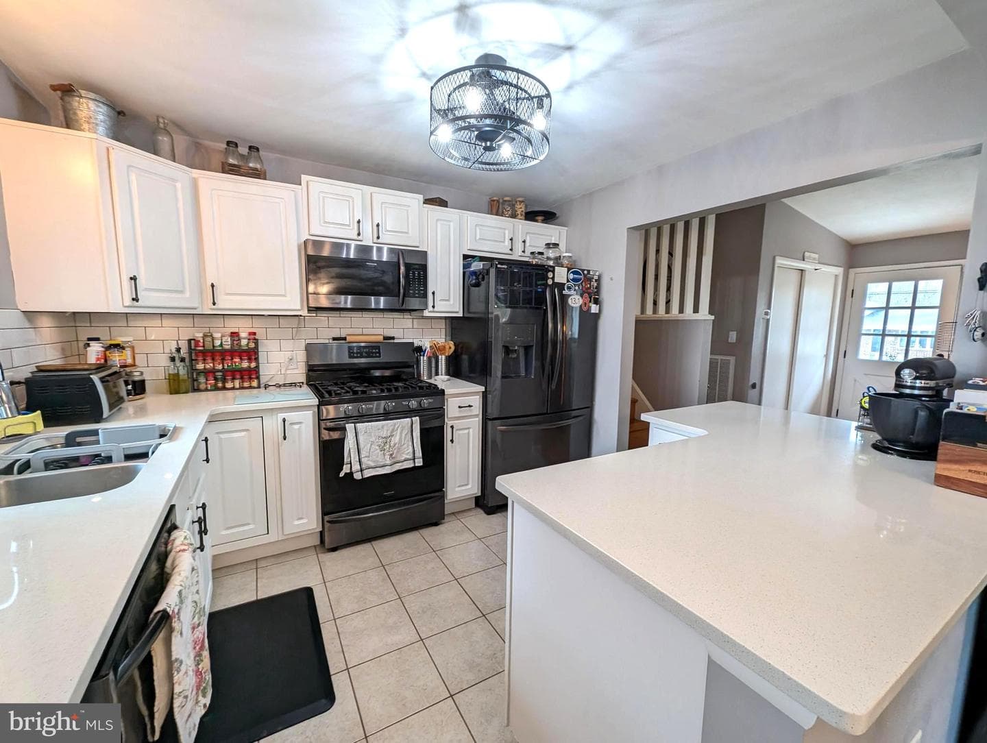170 Gordon Avenue photo 19