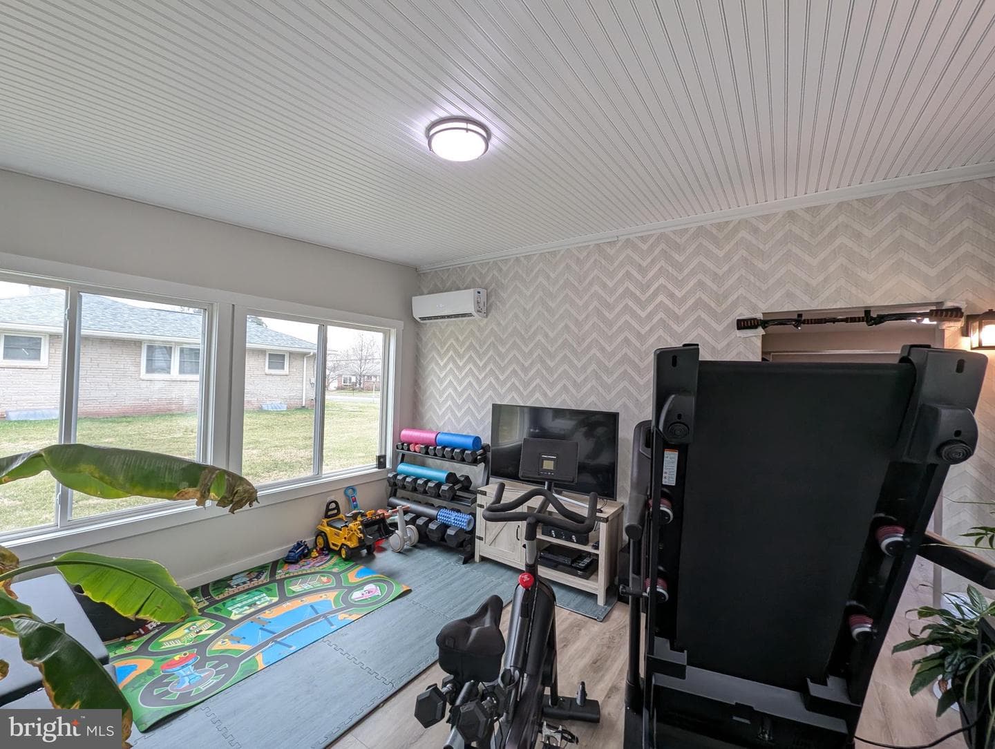 170 Gordon Avenue photo 39
