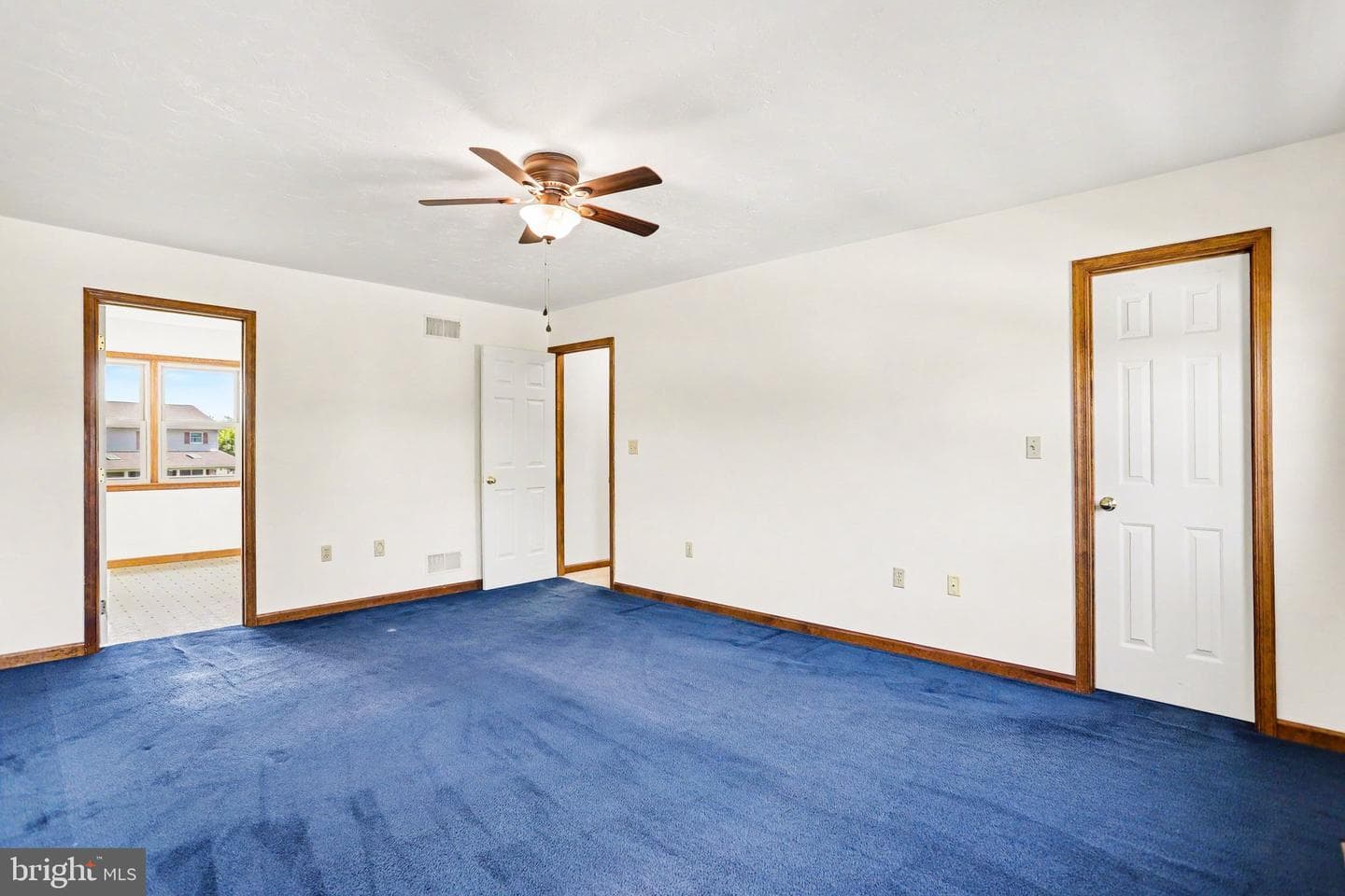 98 Comanche Trail photo 34