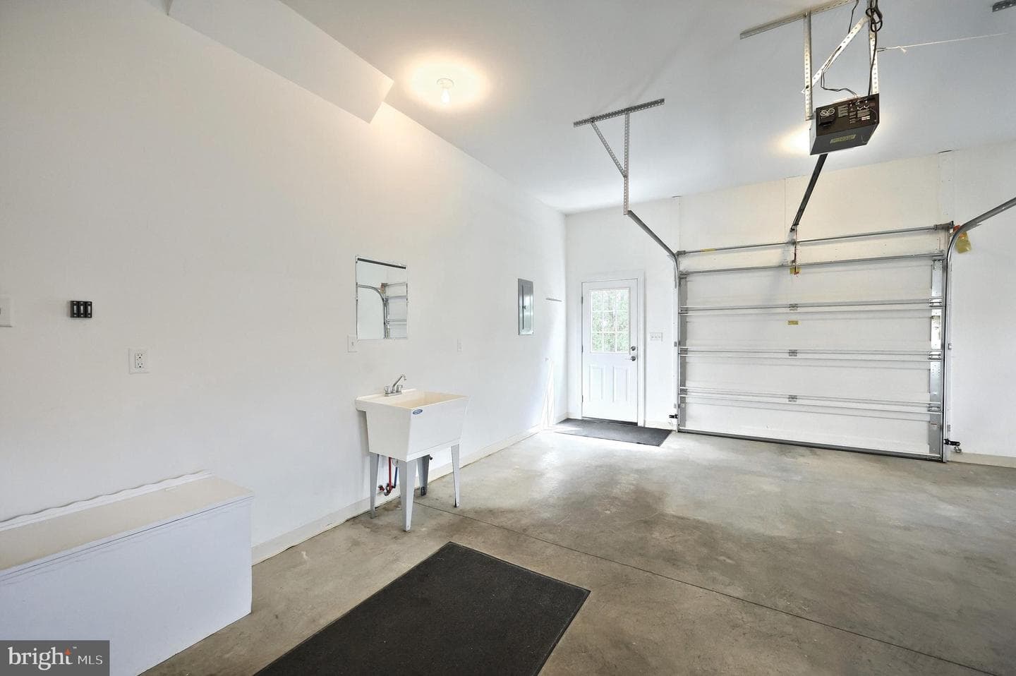 16 Hines Drive photo 10