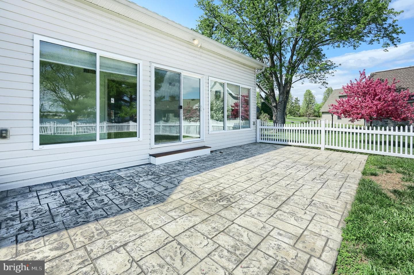 16 Hines Drive photo 13
