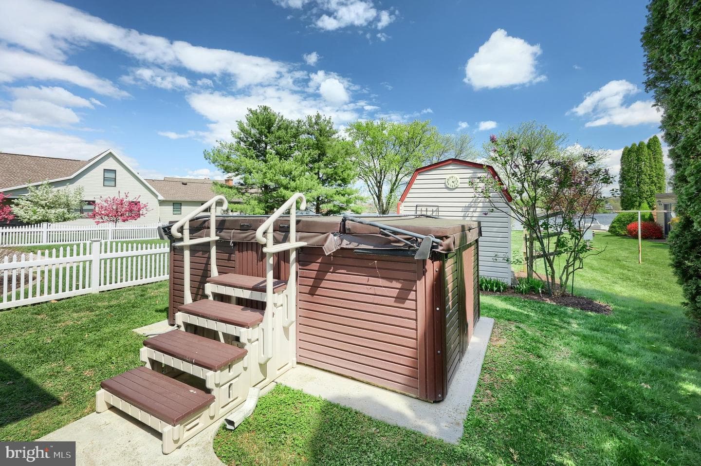 16 Hines Drive photo 14