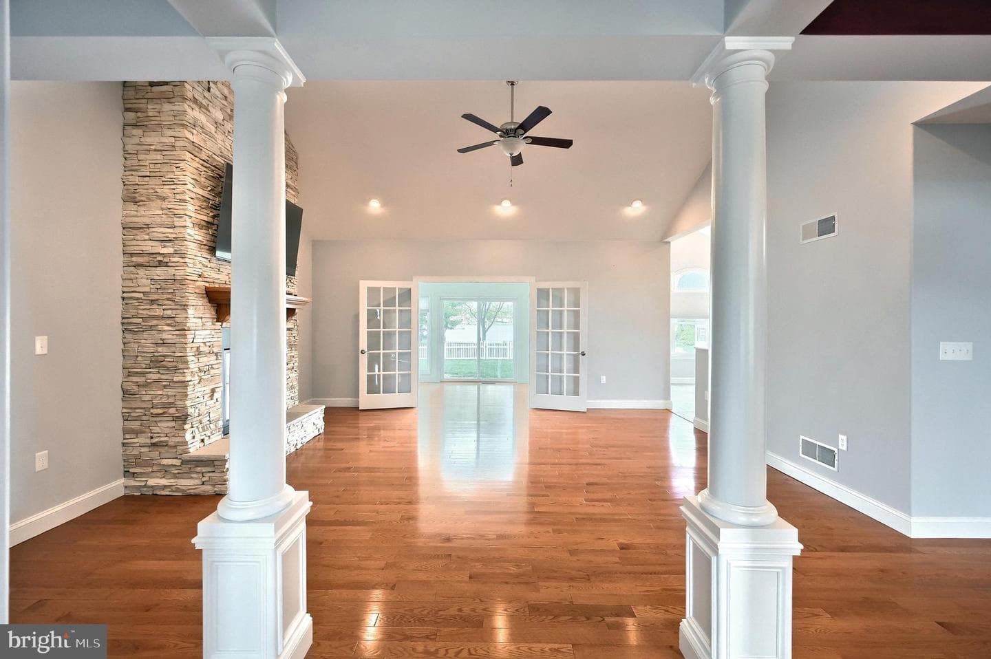 16 Hines Drive photo 24