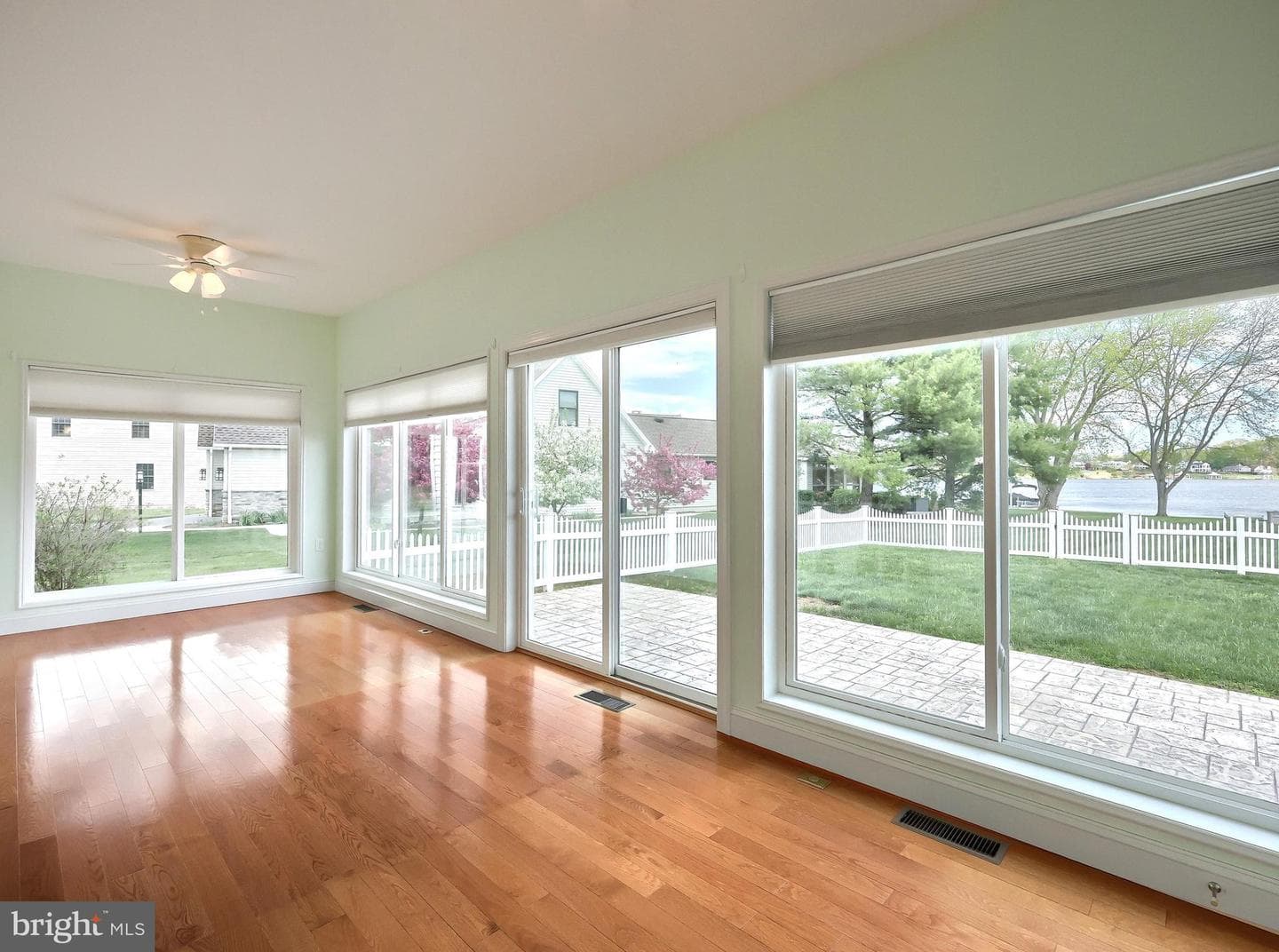 16 Hines Drive photo 38