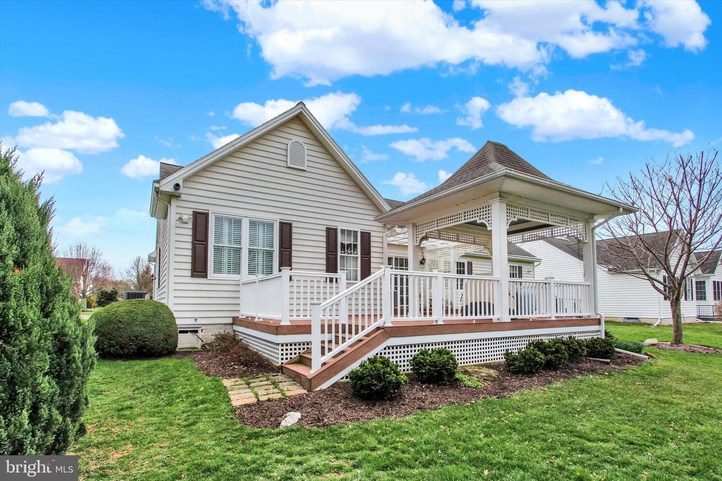 153 Stafford Drive photo 5