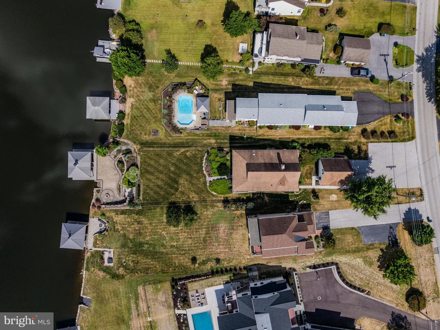 46 Lake Meade Drive photo 42
